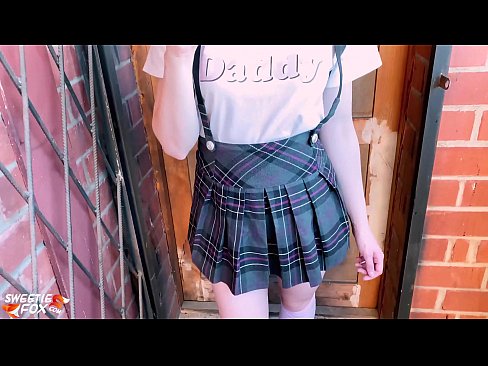 ❤️ A estudante chupa profundamente a sua pila e fode em vez de aulas. Porno em porno pt.redpornpictures.ru ﹏