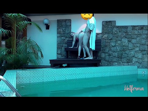 ❤️ Chefe convida criada para a piscina, mas não conseguiu resistir a um Porno em porno pt.redpornpictures.ru ﹏